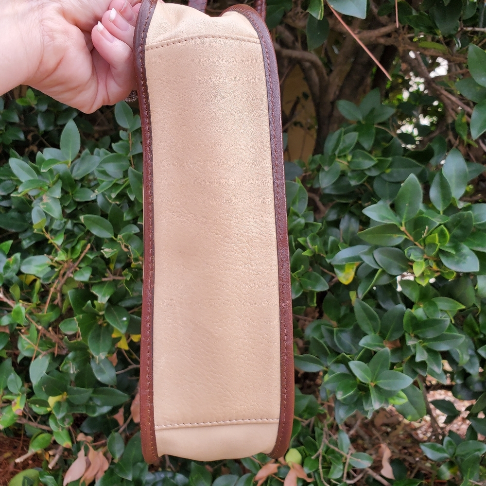 Brighton Shoulder Bag Leather excellent condition - Picture 6 of 8